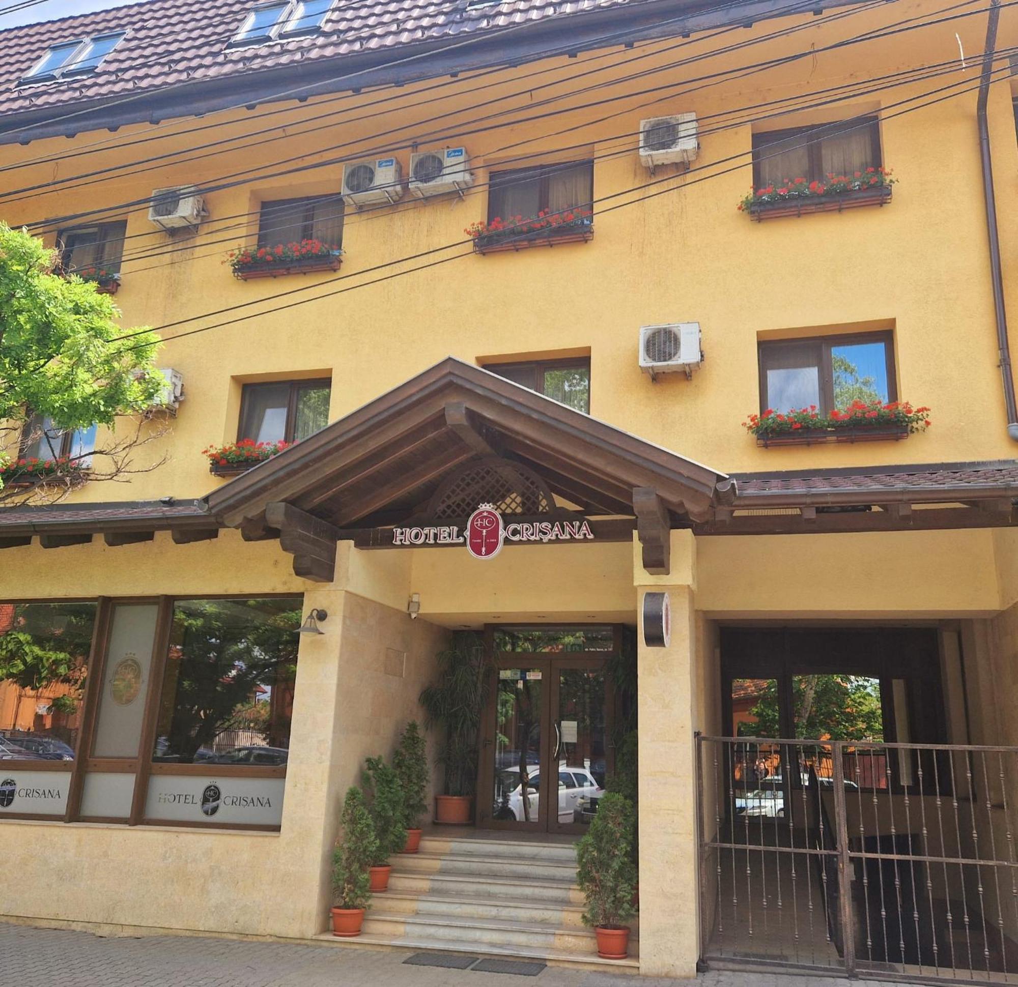 Hotel Crisana Arad Ngoại thất bức ảnh